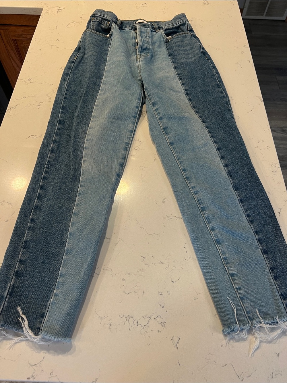 Pacing Two-Tone Blue Women's Jeans - Colorblock Straight Leg